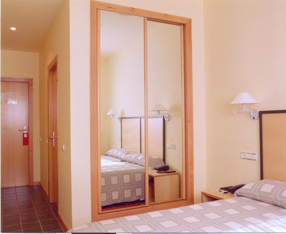 Hotel Lugones Nor الغرفة الصورة