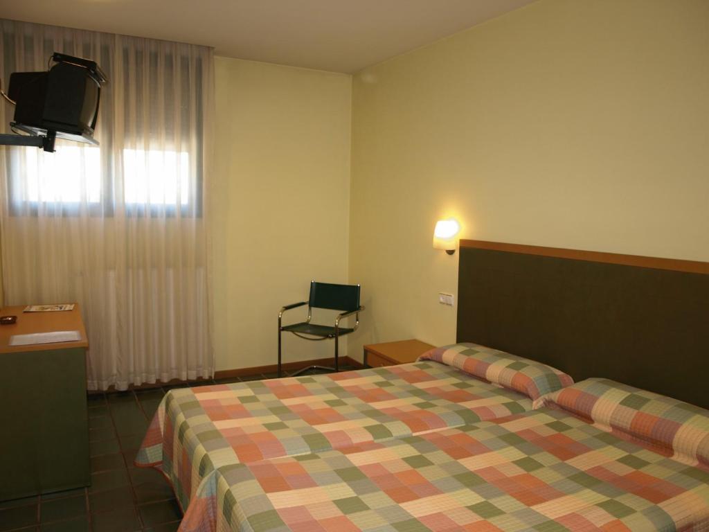 Hotel Lugones Nor الغرفة الصورة
